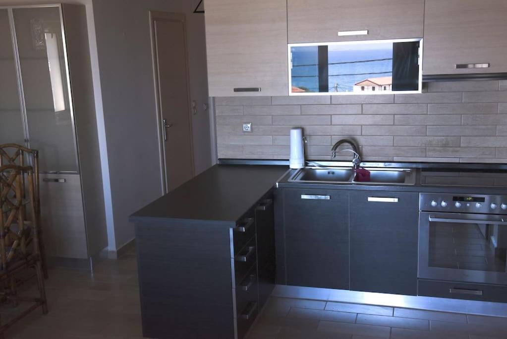 Katerina Luxury Suites Elia  Ngoại thất bức ảnh